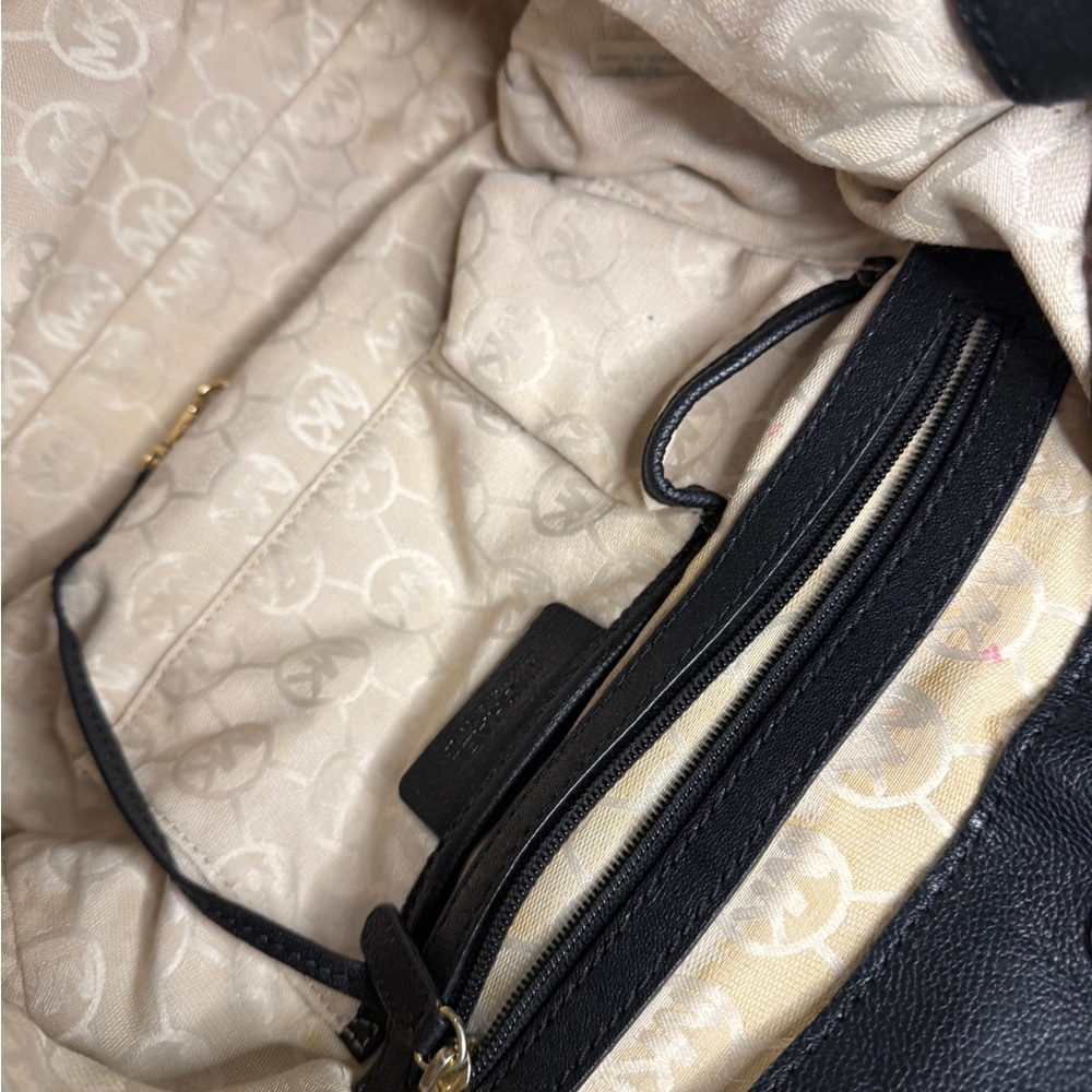 Michael Kors Hamilton Black Leather Satchel Tote Gold Lock Key Chain Strap - Picture 9 of 17